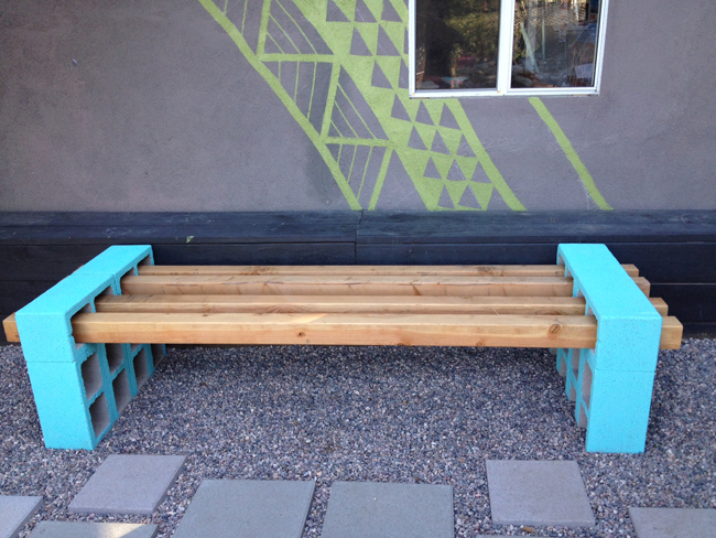 outdoor seating _during