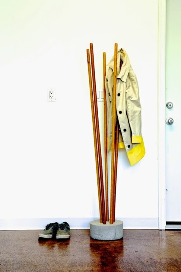 diy-industrial-coat-hanger (1)