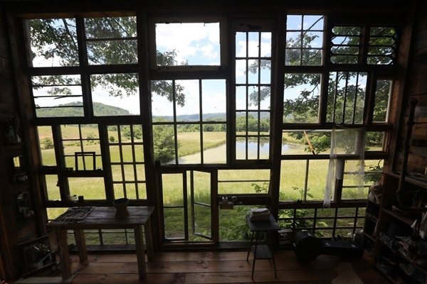 glass-house from recycle woods and windows by nick olson and Lilah Horwitz (7)