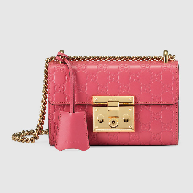 Padlock-Gucci-Signature-shoulder-bag