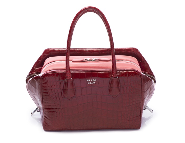 Prada-Inside-Bag-Croco-Cherry-Tamaris-_01