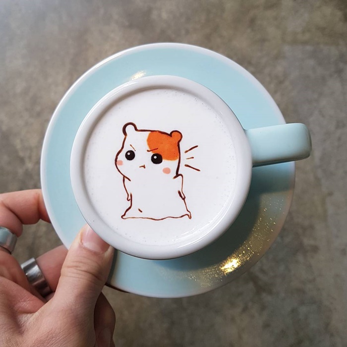 Latte-Arts-hamtaro-1