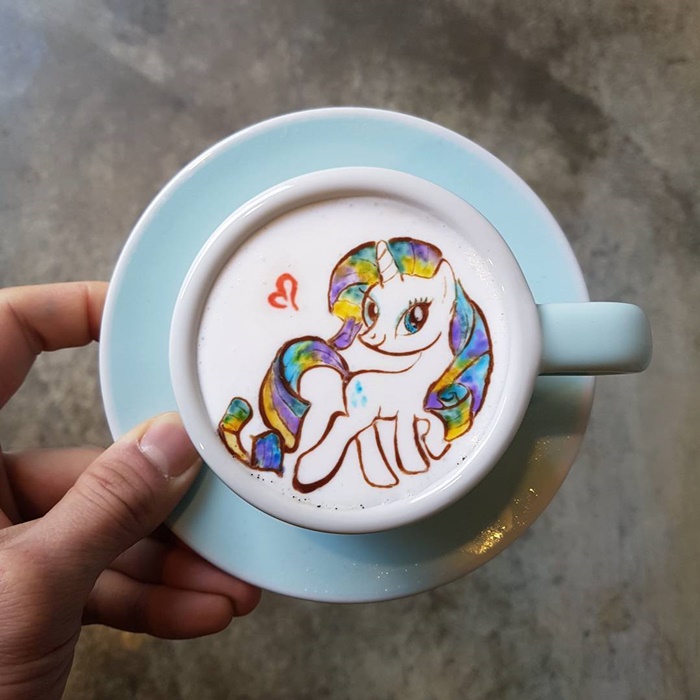 Latte-Arts-unicorn