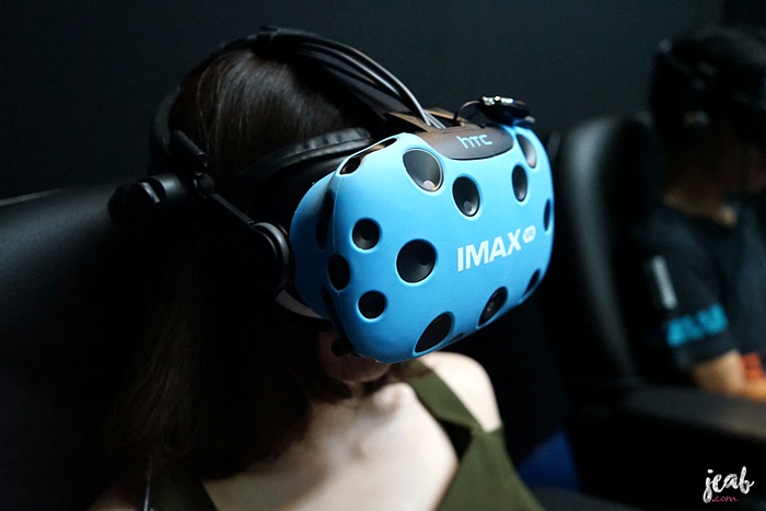 Imax-VR-001