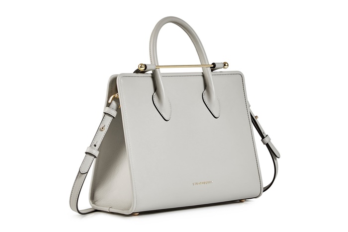 iEJnLjj4SKyXR4085FFu_The-Strathberry-Midi-Tote-Pearl-Grey_Hero