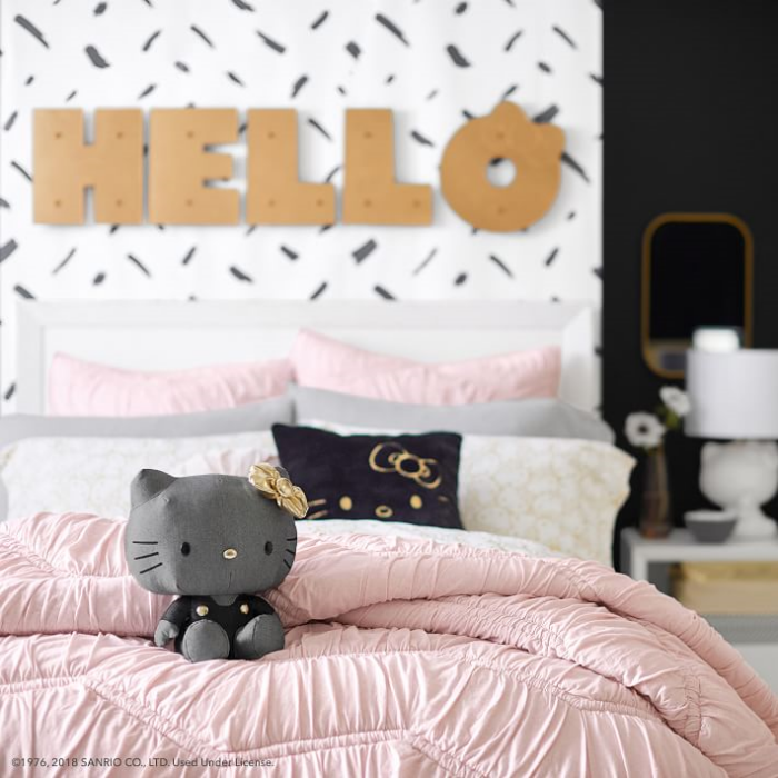 batch_hello-kitty-hello-wall-decor-o (2)