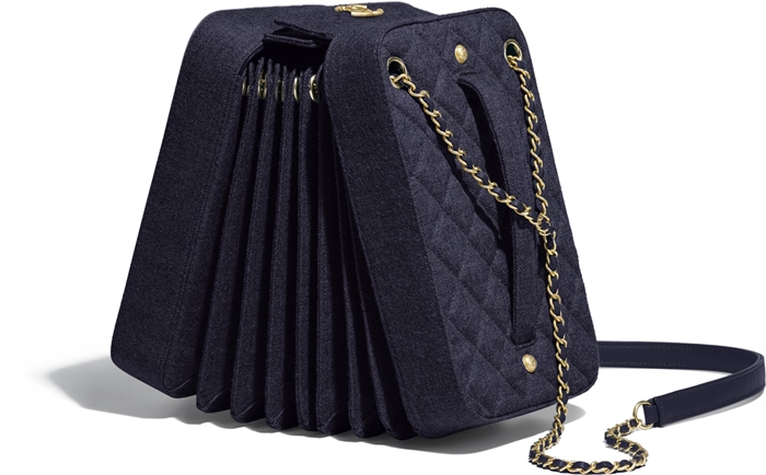 accordion-handbag-navy-blue-wool-gold-tone-metal-packshot-default-a94568y837495b244-8804048470046