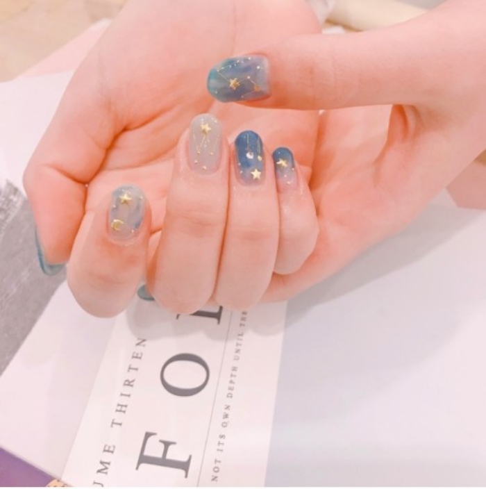 batch_0star and moon in the sky nail (3)