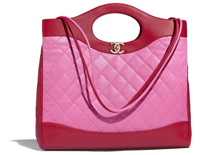 chanel-31-large-shopping-bag-red-pink-lambskin-gold-tone-metal-packshot-default-a57977y83999k1172-8807156875294