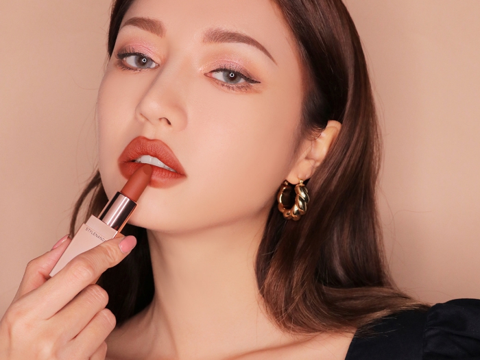 3ce-matte-lip-color-and-plumping-lips17