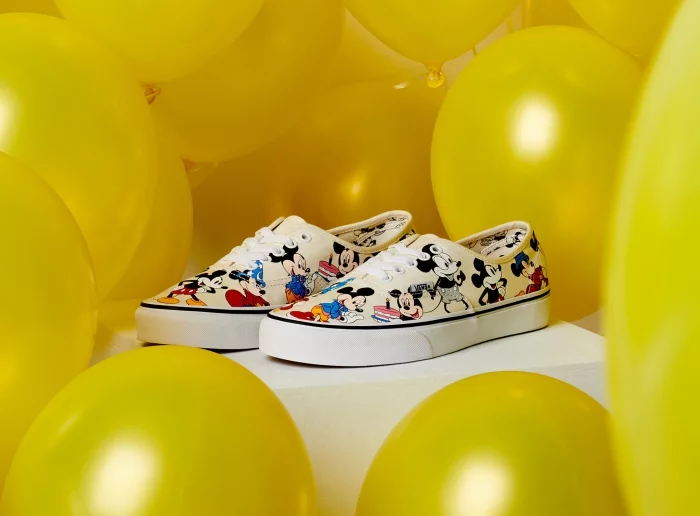 Vans x Disney Mickey Mouse (1)