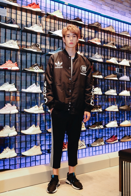 batch_0adidas Originals ICONSIAM -  เจเจ กฤษณภูมิ