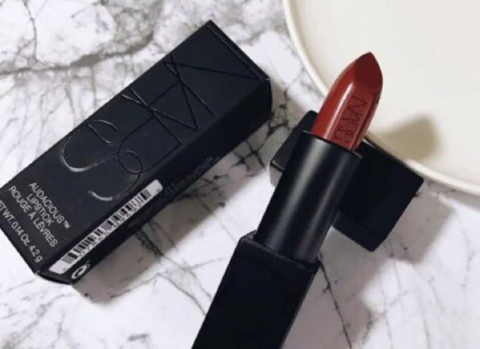 red brick lipsticks07