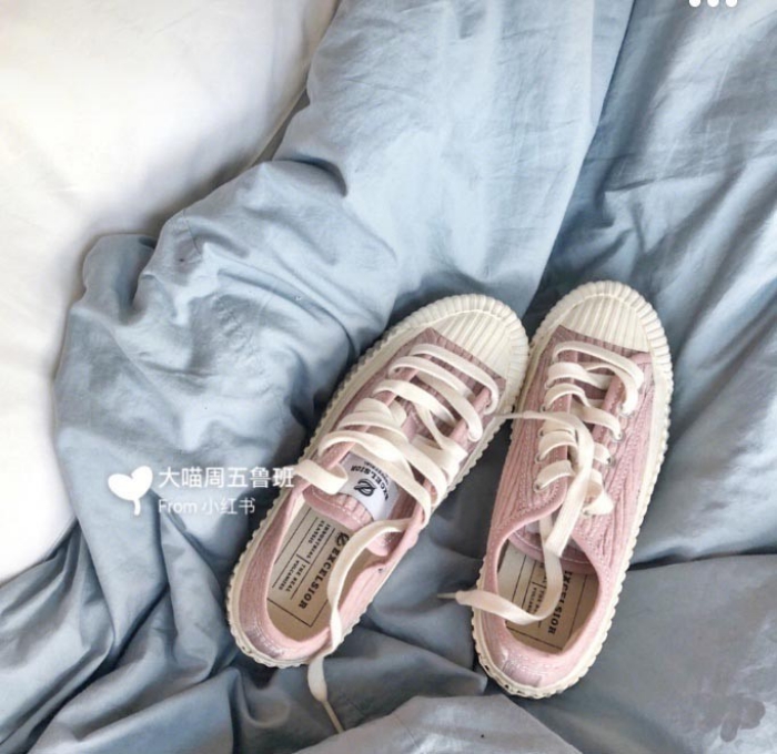 6 pink sneakers 201911