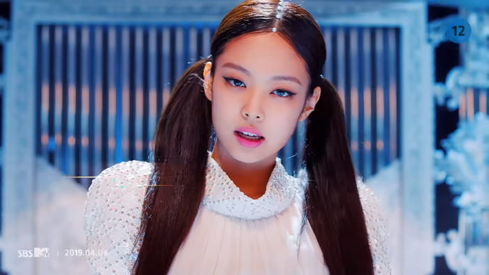 BLACKPINK - 'Kill This Love' M_V 0-4 screenshot