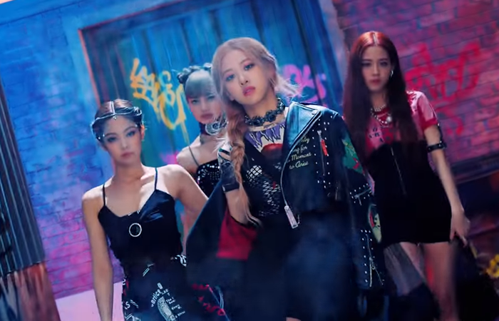 BLACKPINK - 'Kill This Love' M_V 2-39 screenshot